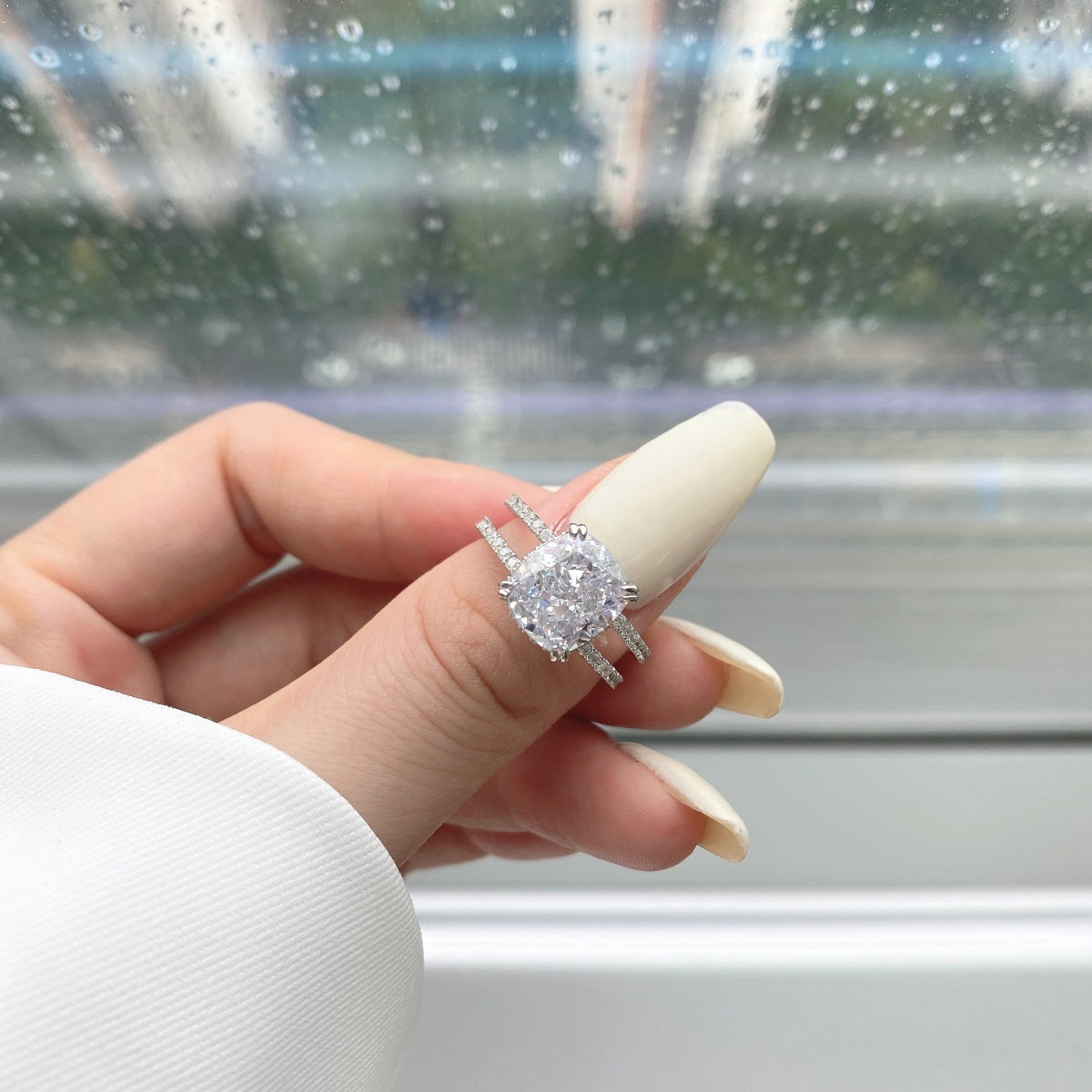 Lakia Ring