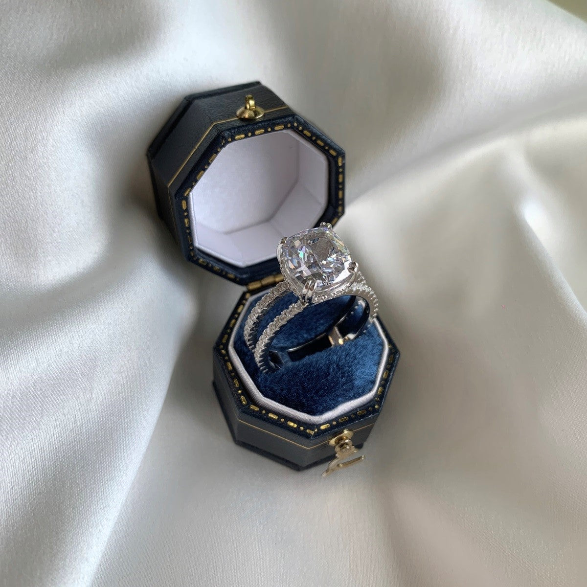 Lakia Ring