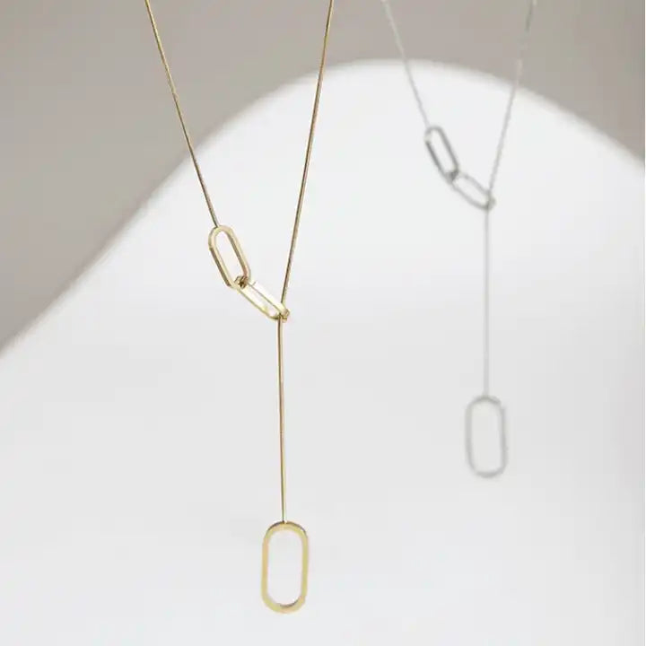 Mayzie Oval Tassel Necklace