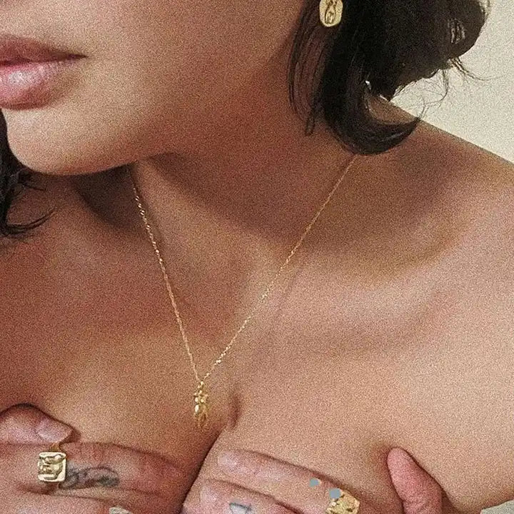 Abstarct Body Pendant
