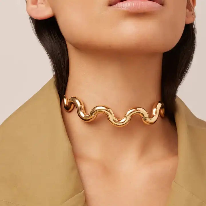 Inaya Choker