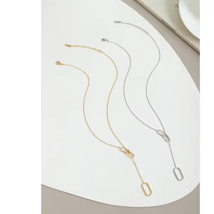 Mayzie Oval Tassel Necklace