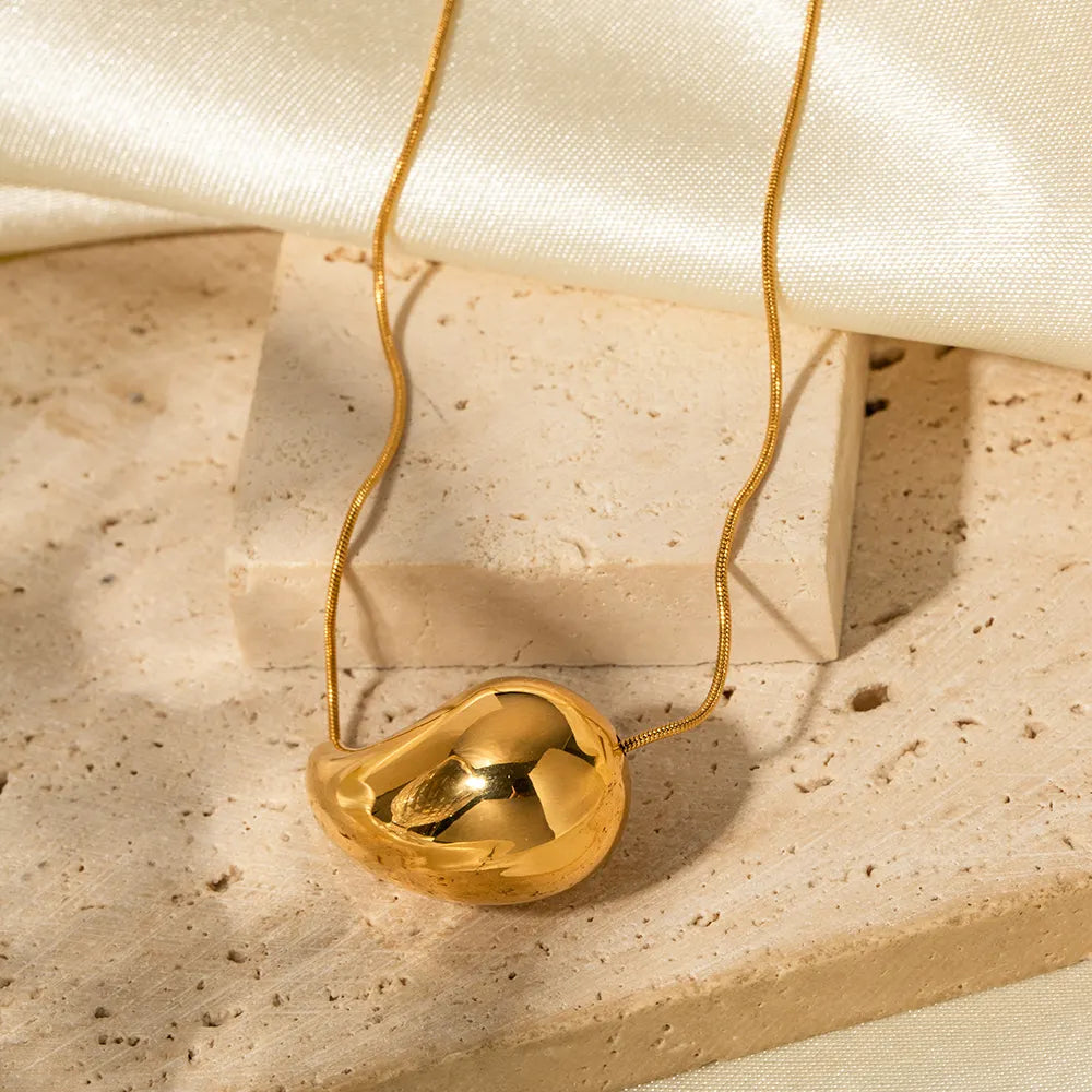 Penny Horizontal Tear Drop Necklace