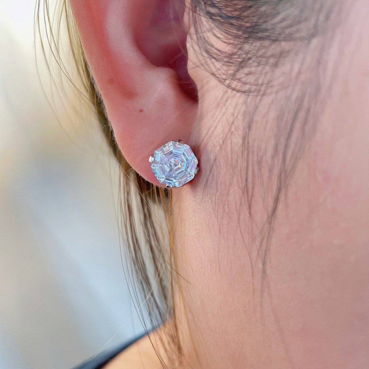 Nakihla Earrings