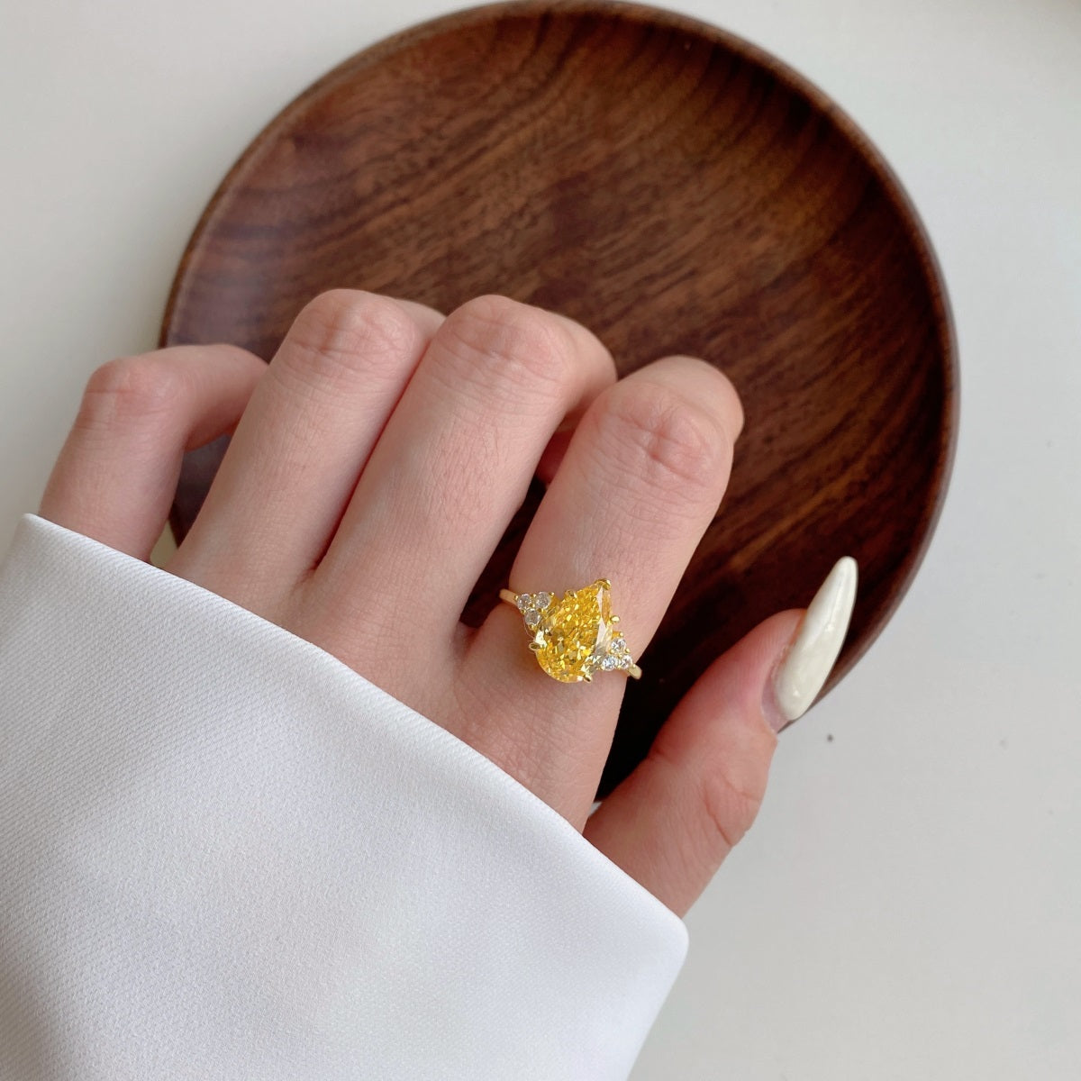 Valaya Ring